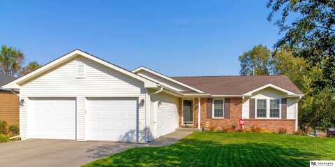 930 E 9th Street, Hickman, NE 68372