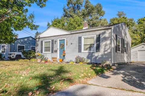 166 Pine Street, Sparta, MI 49345