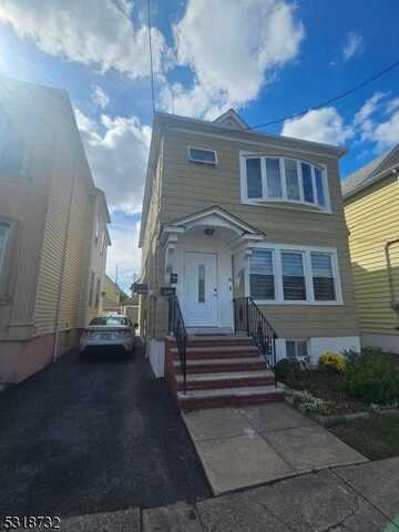 78 Harrison Pl, Clifton, NJ 07011