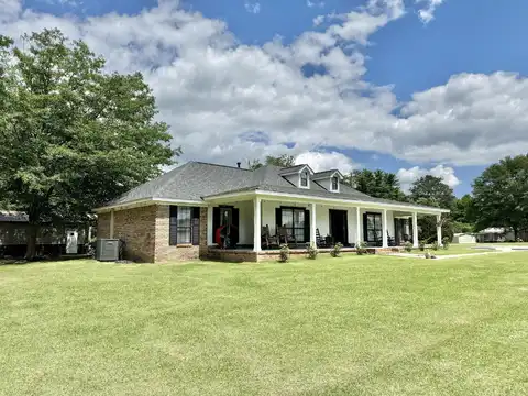 2649 New Hope Rd, Columbus, MS 39702