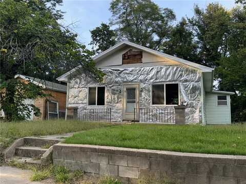 621 Independence Avenue, Saint Joseph, MO 64505