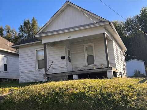 3211 S 22nd Street, Saint Joseph, MO 64503