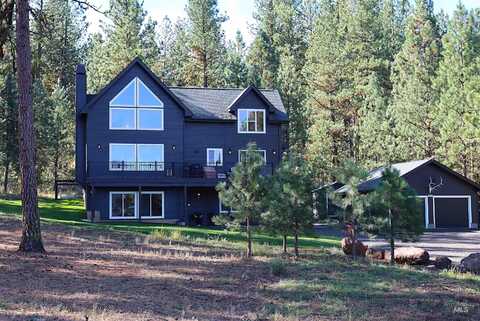 3953 Valley View Drive, New Meadows, ID 83654