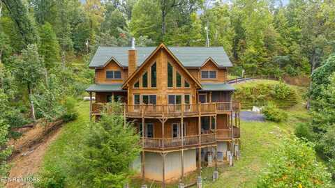 509 Woodland Drive, Gatlinburg, TN 37738