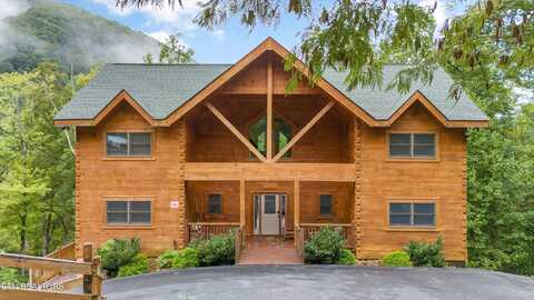 509 Woodland Drive, Gatlinburg, TN 37738