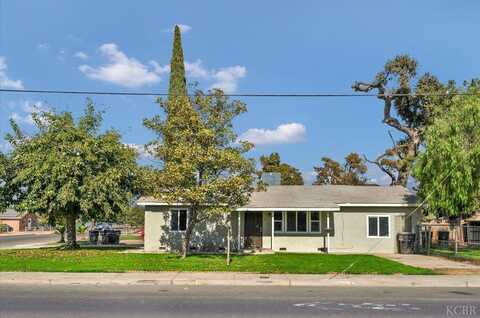 238 Houston Avenue, Visalia, CA 93291