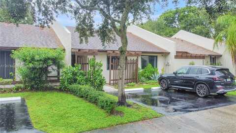 1610 NW 96th Ter, Pembroke Pines, FL 33024