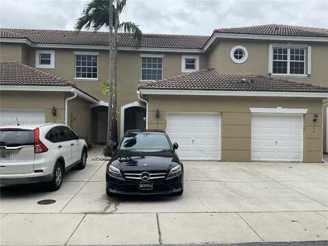 391 SW 122nd Ter, Pembroke Pines, FL 33025