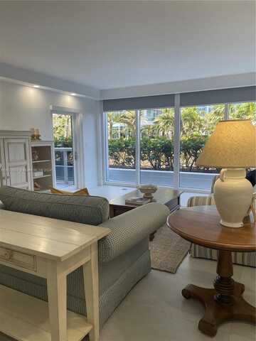 10275 Collins Ave, Bal Harbour, FL 33154