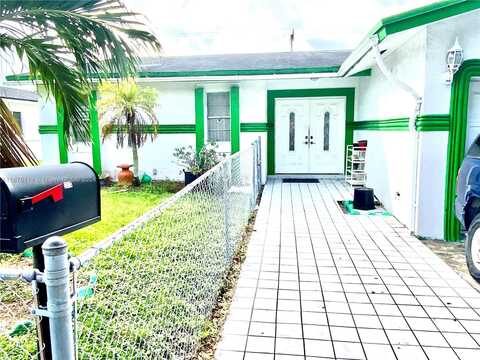 2314 Douglas St, Hollywood, FL 33020