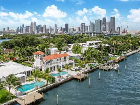 1001 N Venetian Dr, Miami, FL 33139