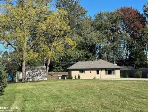 23443 Lakewood, Clinton Township, MI 48035