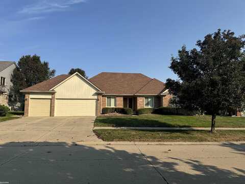 19563 Lamplighter, Macomb, MI 48044