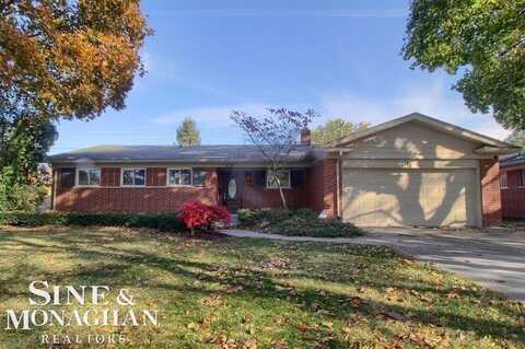 716 MOORLAND, Grosse Pointe Woods, MI 48236