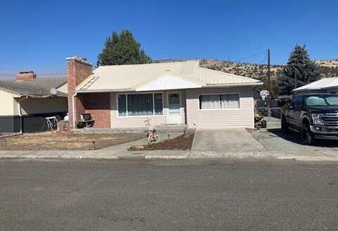 213 NW 4th Avenue, John Day, OR 97845