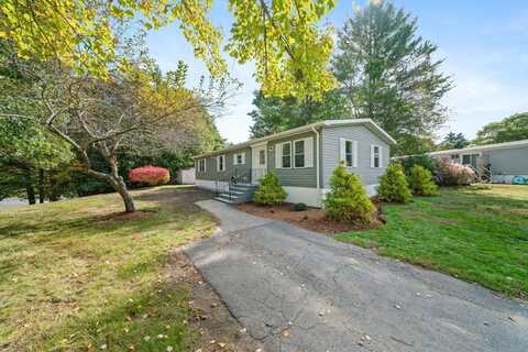 18 Oldfield Drive, Kingston, MA 02364