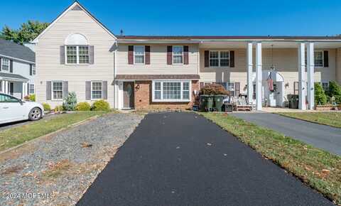 10 Fieldcrest Way, Hazlet, NJ 07730