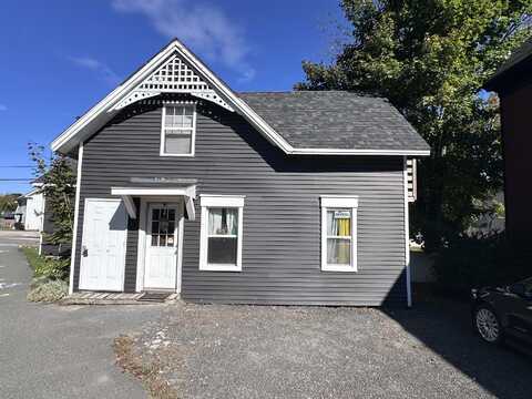 176 Court Street, Bangor, ME 04401