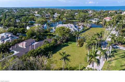 2433 Lantern, NAPLES, FL 34102