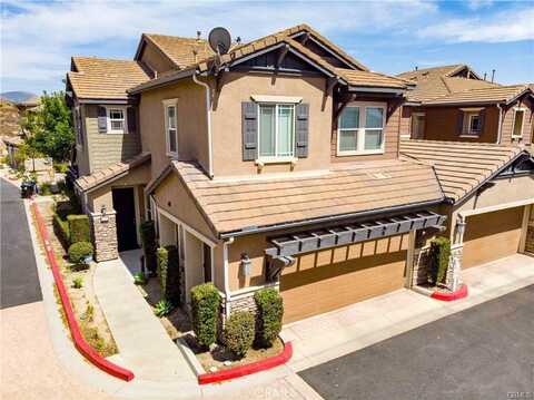 16431 W Nicklaus Drive, Sylmar, CA 91342