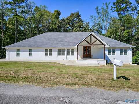 500 Shoals Ave, Killen, AL 35645