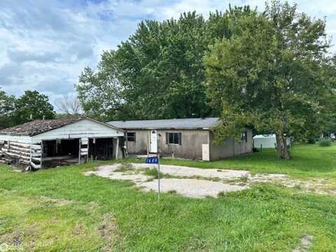 1689 4th Street, Albia, IA 52531