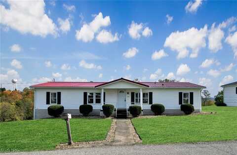 208 Jefferson Boulevard, Mingo Junction, OH 43938