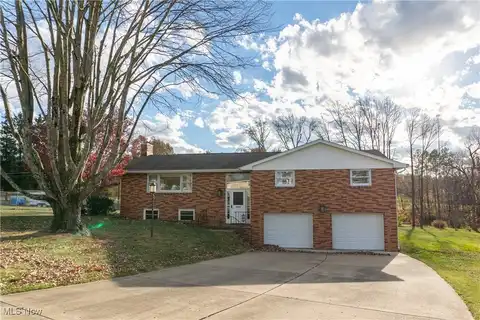 2630 Ivy Circle, Zanesville, OH 43701