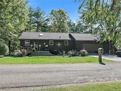 9146 Hillside Drive NE, Mineral City, OH 44656