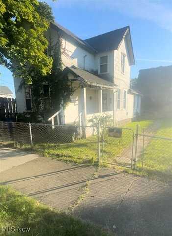 4809 Fenwick Avenue, Cleveland, OH 44102