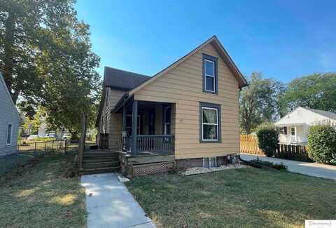 4227 Cleveland Avenue, Lincoln, NE 68504