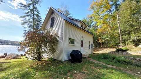 67 Giles Road, Bridgewater, NH 03222