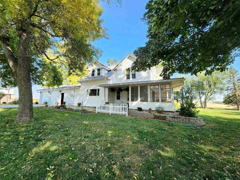 3244 260th St., Doon, IA 51235