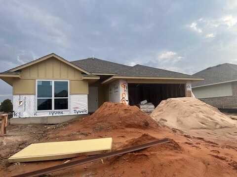 909 Dusky Valley Lane, Chickasha, OK 73018