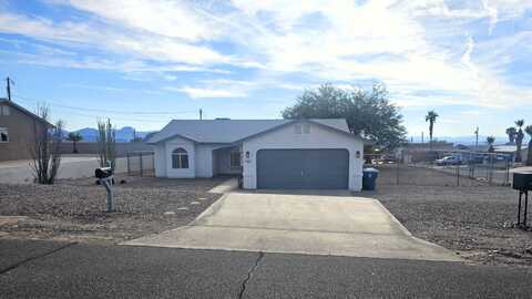 1561 Mohican Dr, Lake Havasu City, AZ 86406