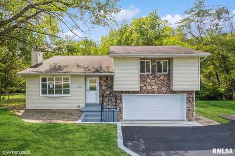 3190 CHRISTMAS TREE Road, Decatur, IL 62521