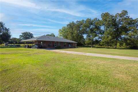 81 County Rd 17, Tuskegee, AL 36083