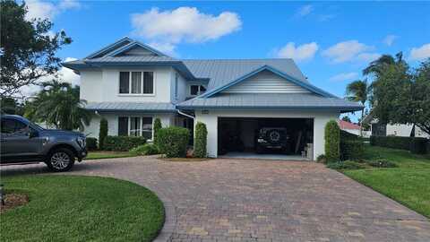 18 Tarpon Drive, Vero Beach, FL 32960