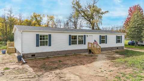 380 RAILROAD Street, BERLIN, WI 54923