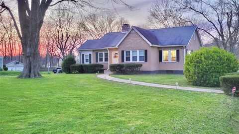 2705 Cox Mill Road, Hopkinsville, KY 42240