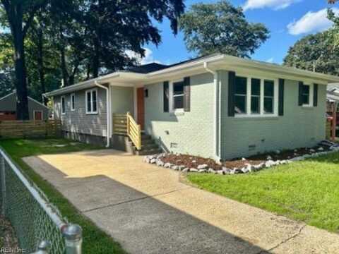 1521 Chestnut Avenue, Chesapeake, VA 23325