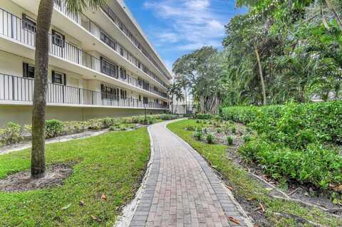 277 N Ocean Boulevard, Boca Raton, FL 33432