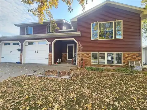 205 Nicholas Drive, Lewiston, MN 55952