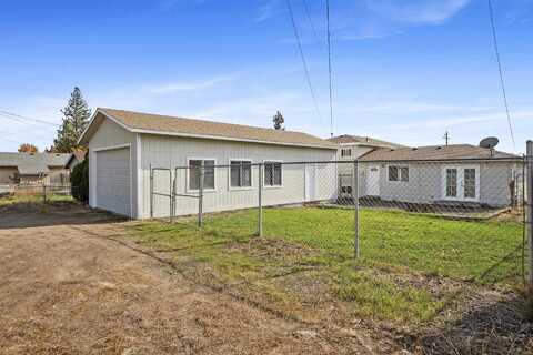 616 Chestnut St, Cheney, WA 99004