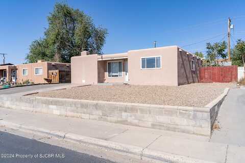 2608 E 23RD Street, Farmington, NM 87401