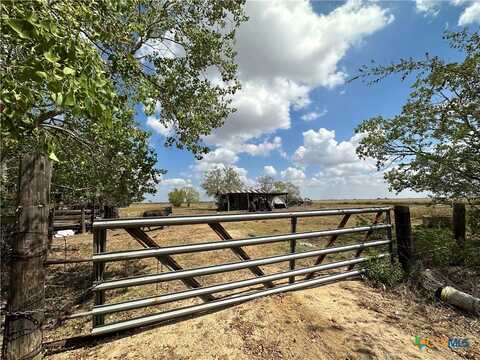 3040 Fm 1683, Ganado, TX 77962