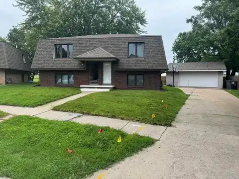 27 GLENVIEW Drive, COUNCIL BLUFFS, IA 51501