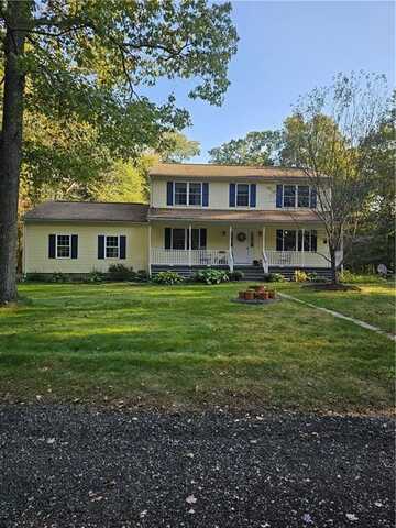 899 Hammet Road, Coventry, RI 02816