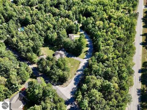 2080 Driftwood Lane, Kalkaska, MI 49646