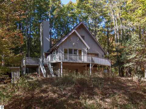 18375 Timberline Drive, Thompsonville, MI 49683